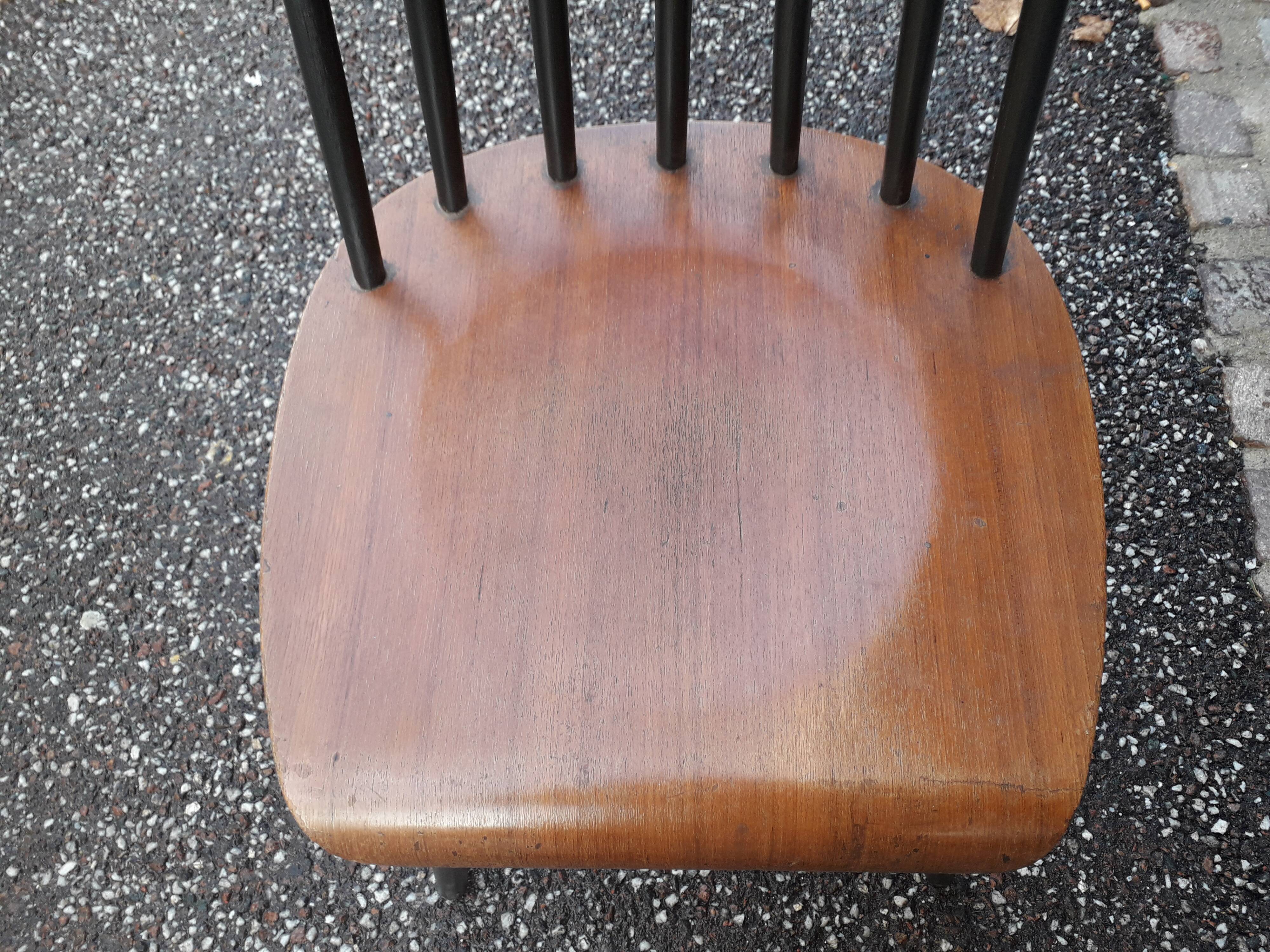 Chaise scandinave fanett par Ilmari Tapiovaara