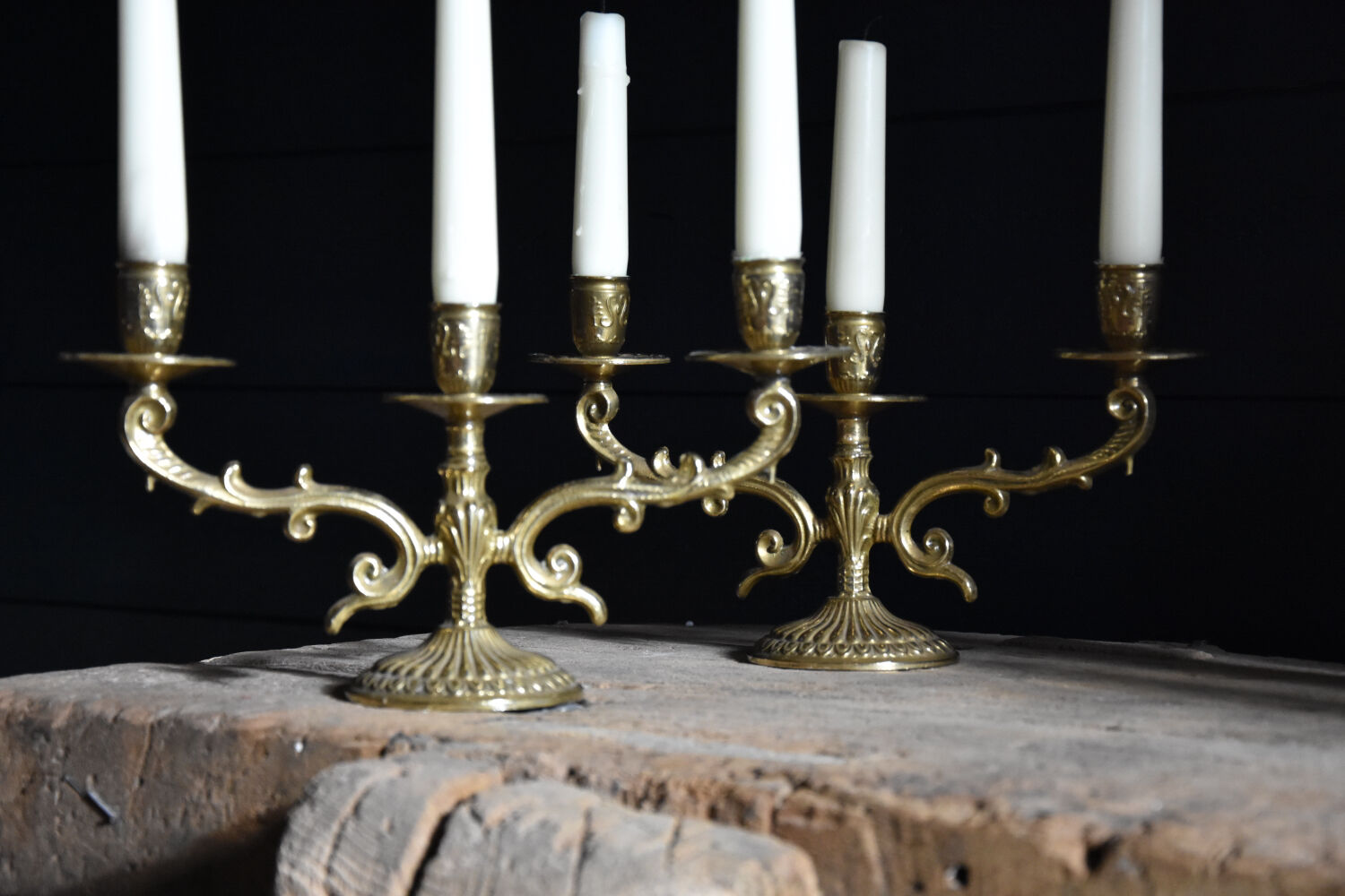Three-pronged candlesticks