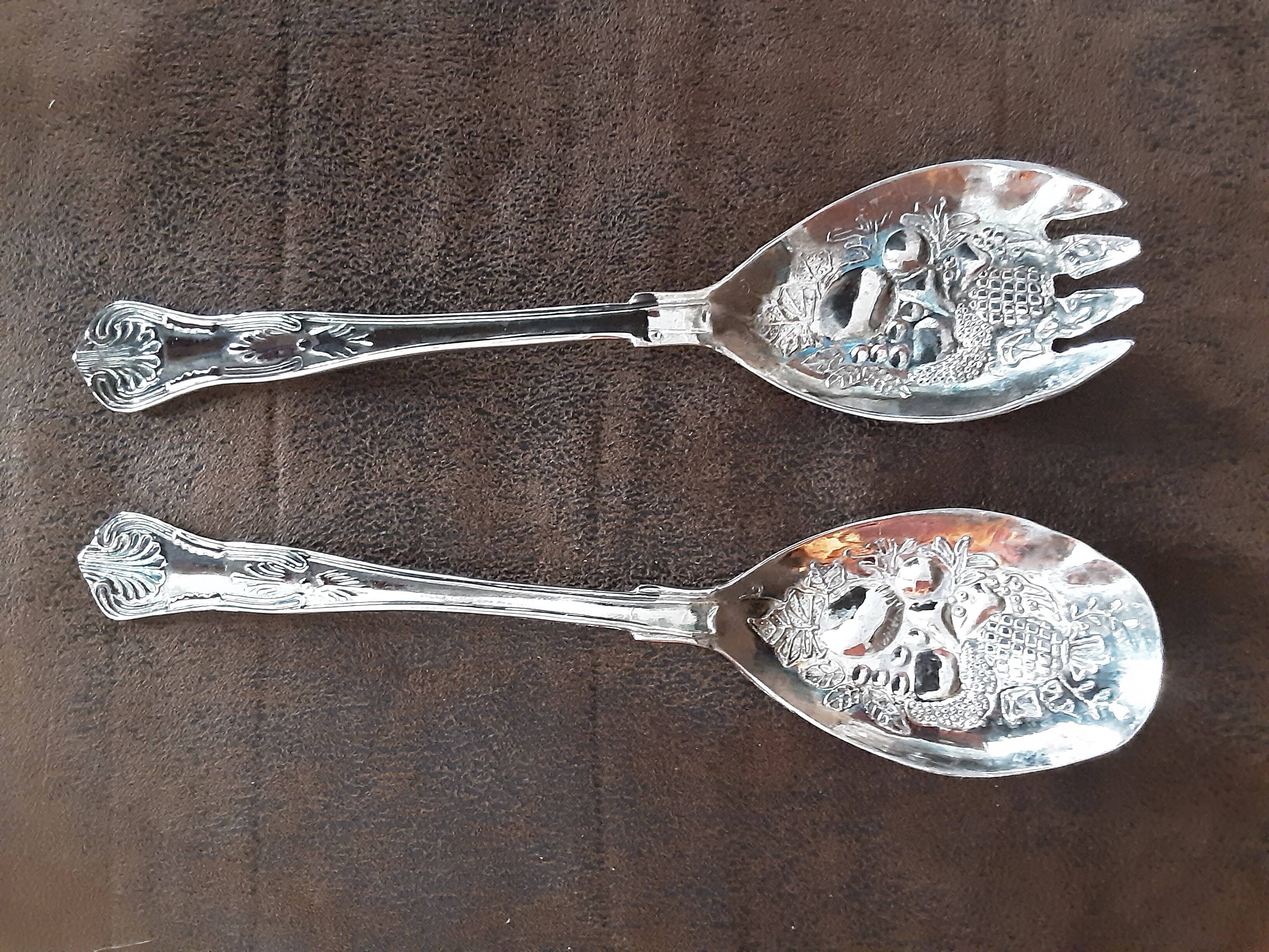 Metal salad servers