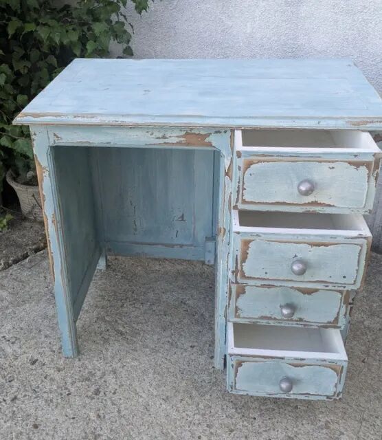 Adult desk