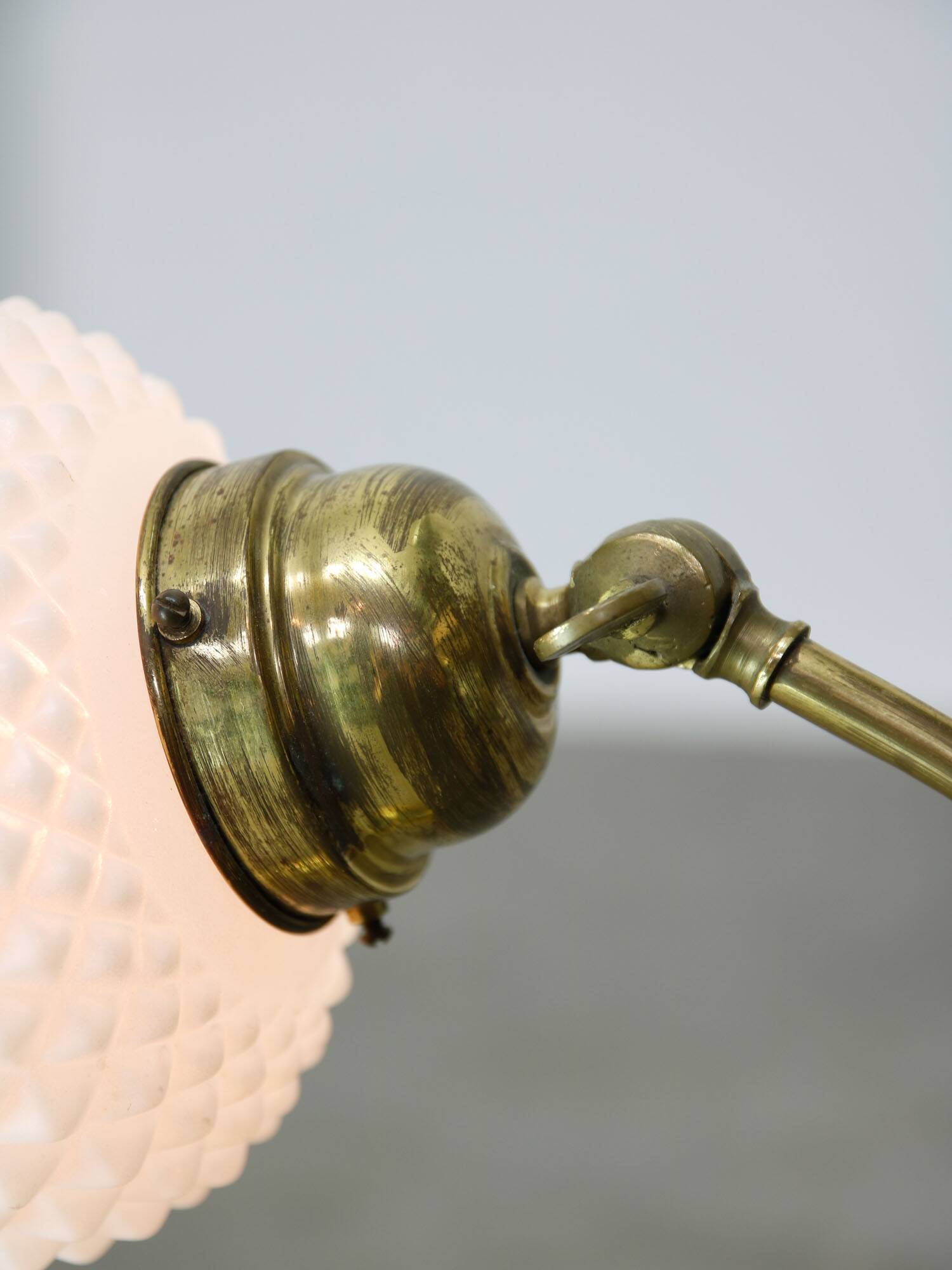 Mid Century Italian Table Lamp in Brass and Etched Glass