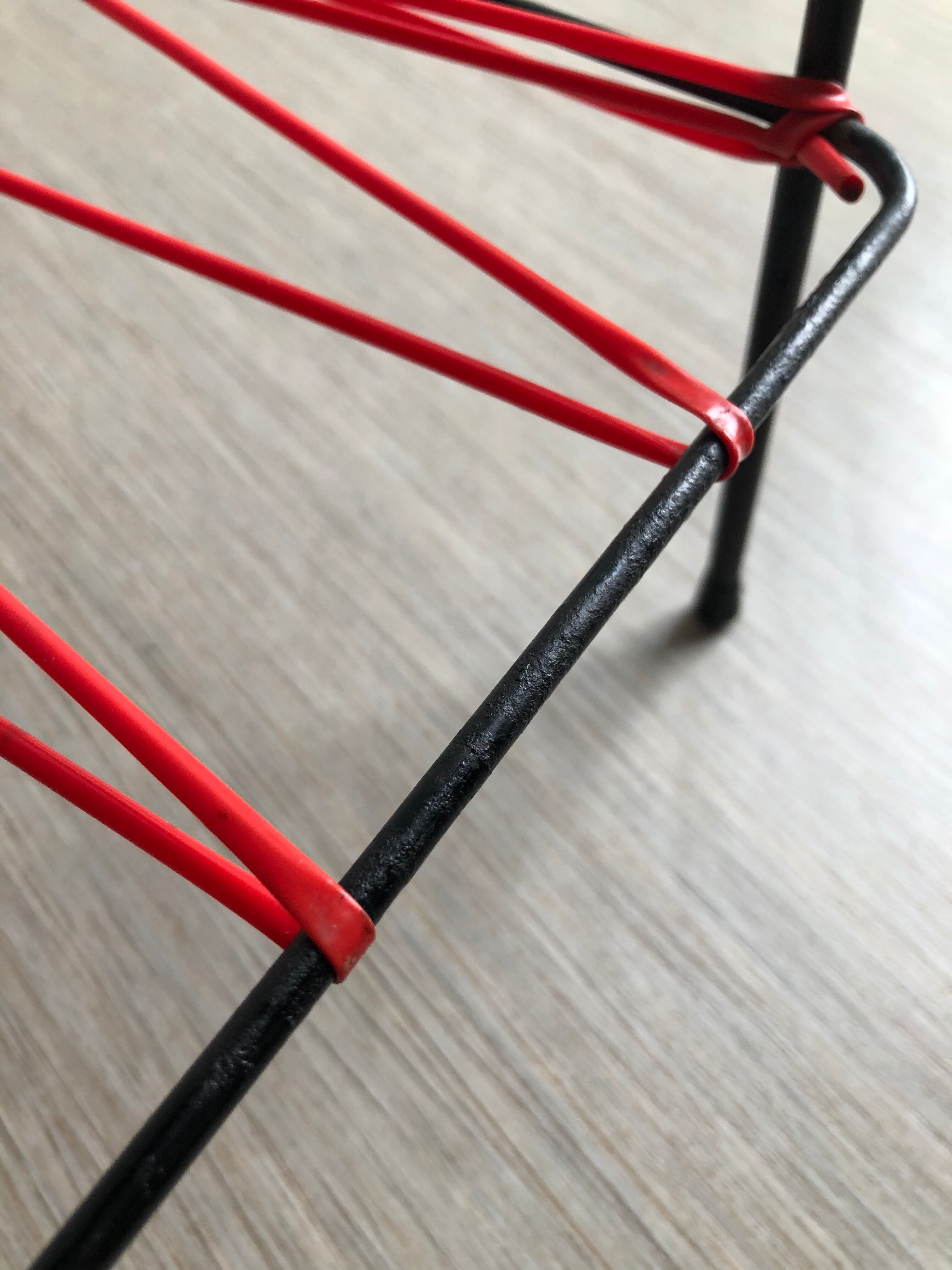 Vintage scoubidou sofa tip