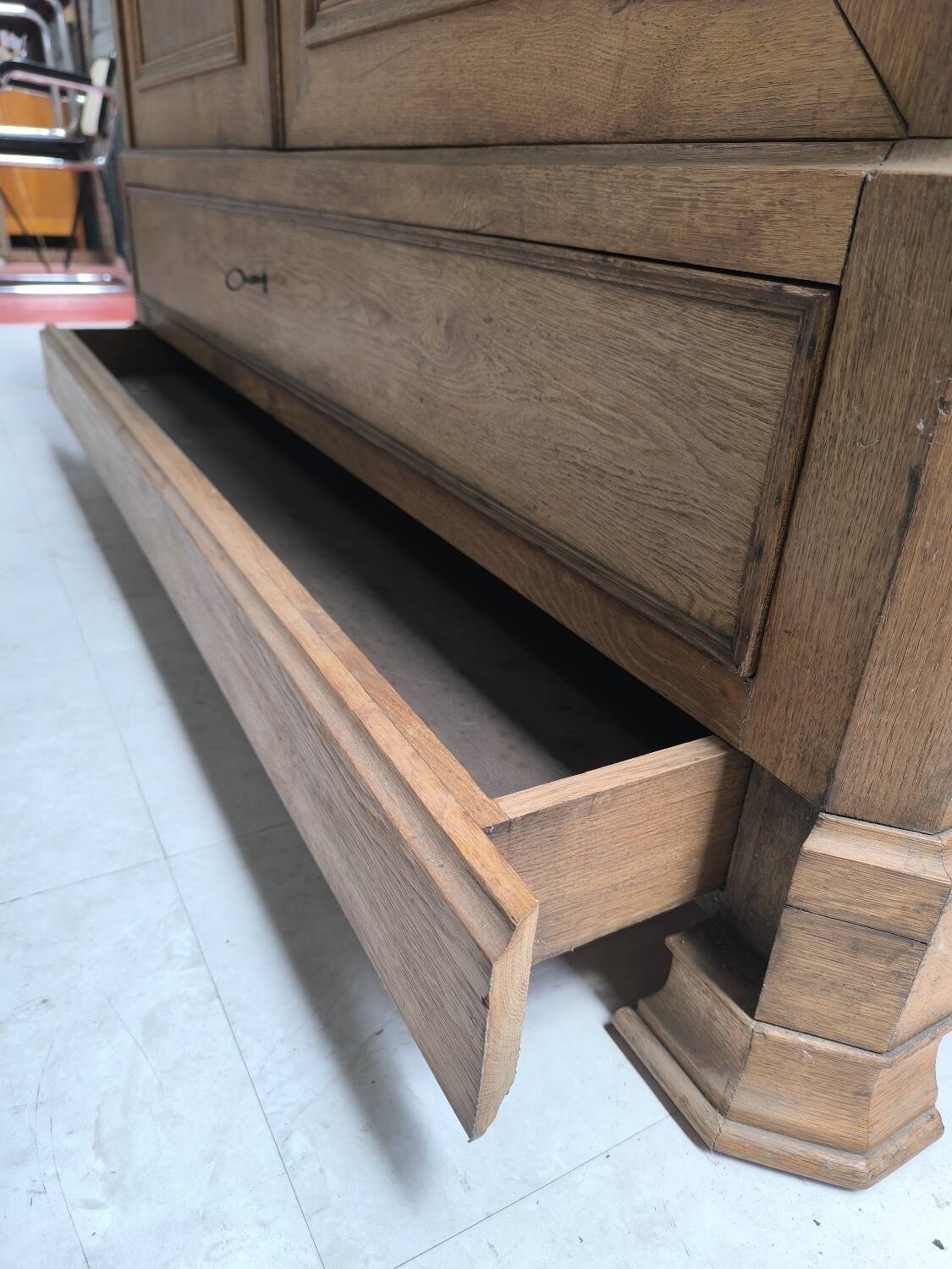 Louis Philippe linen cupboard in blond oak