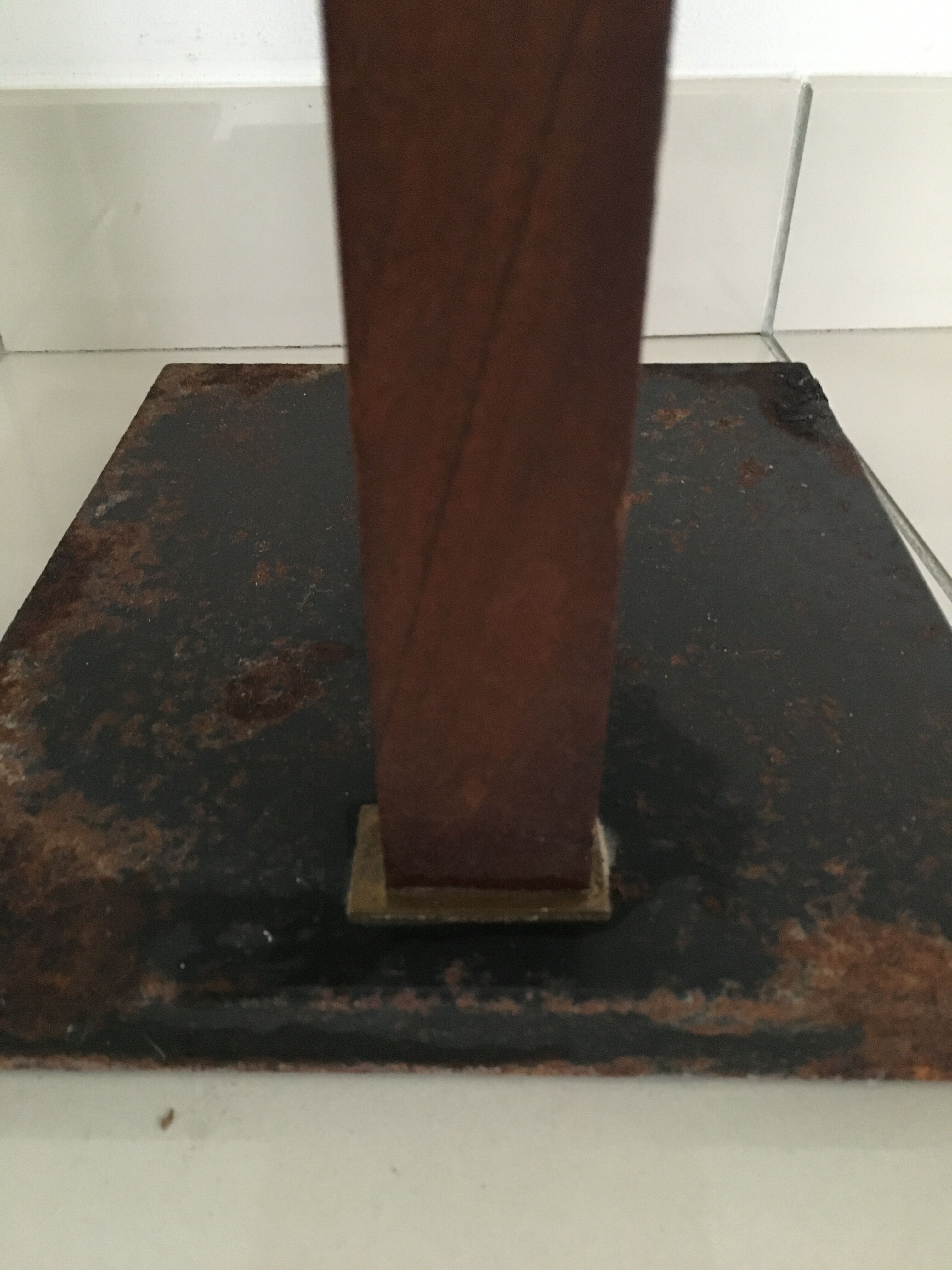 Granite perspex totem lamp