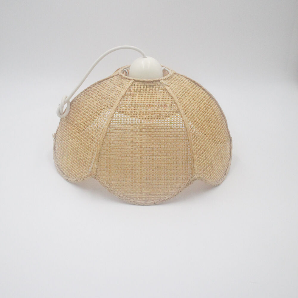 Vintage wicker flower pendant lamp