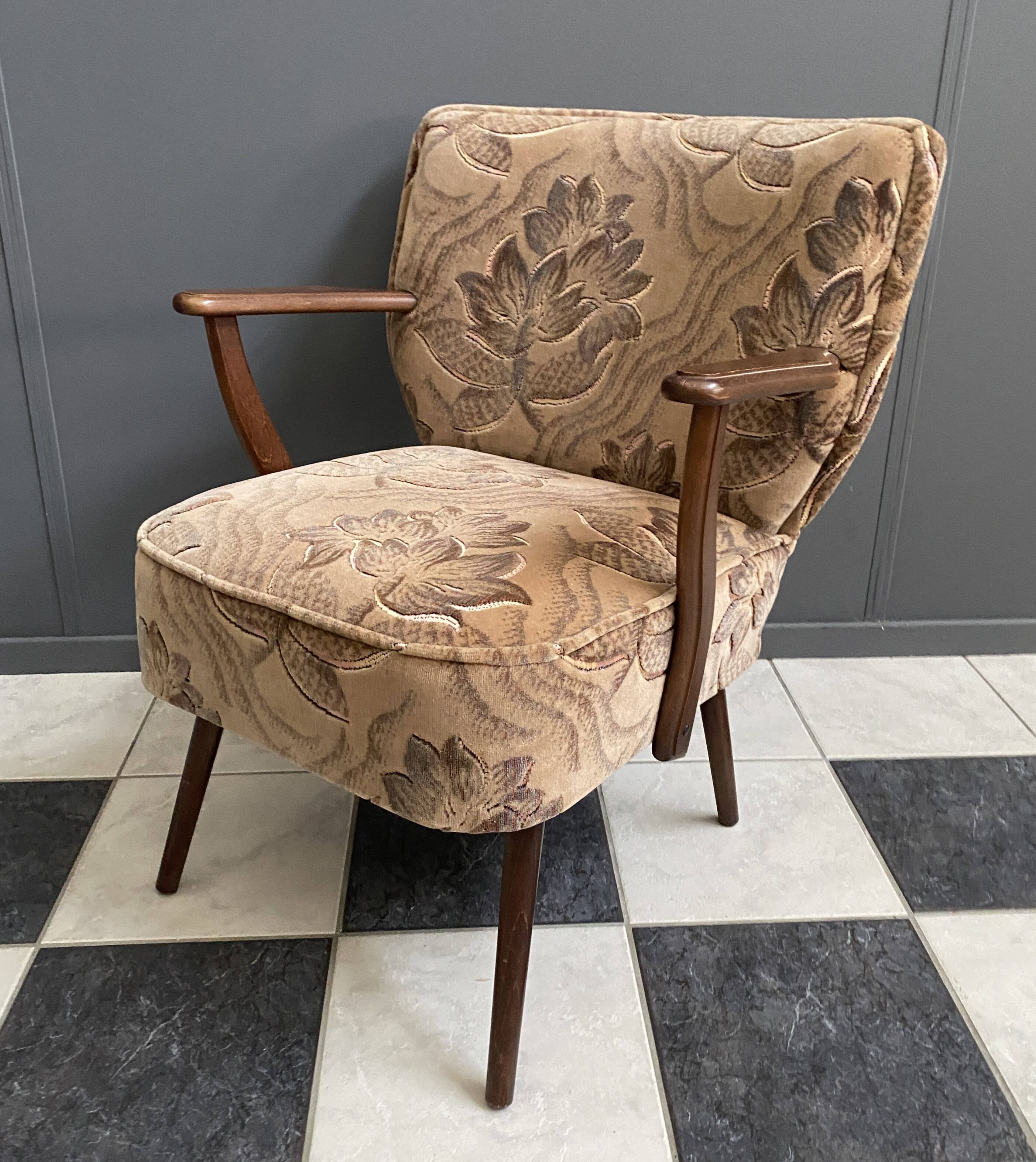 1960s floral print cocktail armchair with armrests