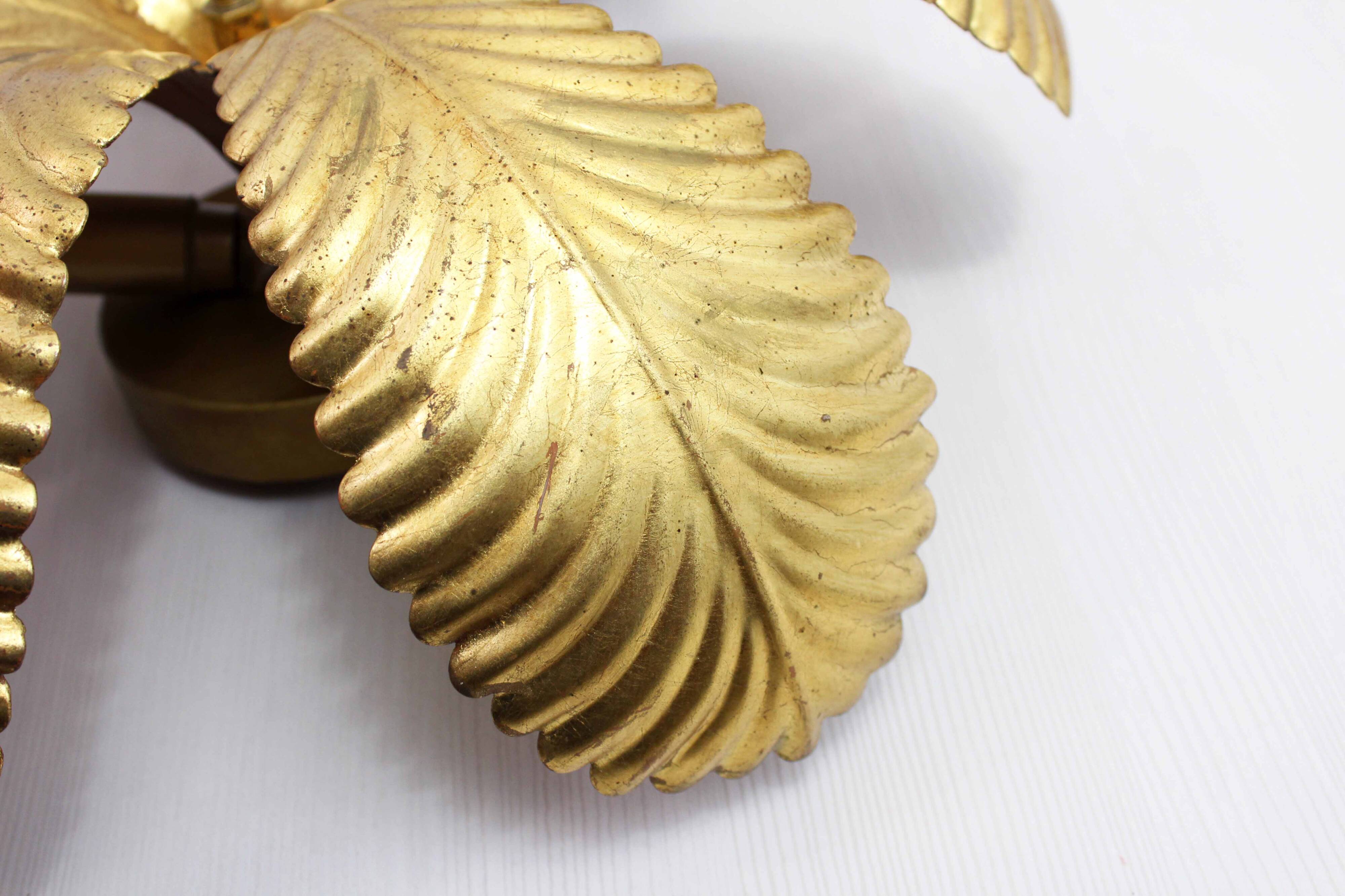 Wall light, ceiling light in gilded metal with gold leaf, 1970-1980