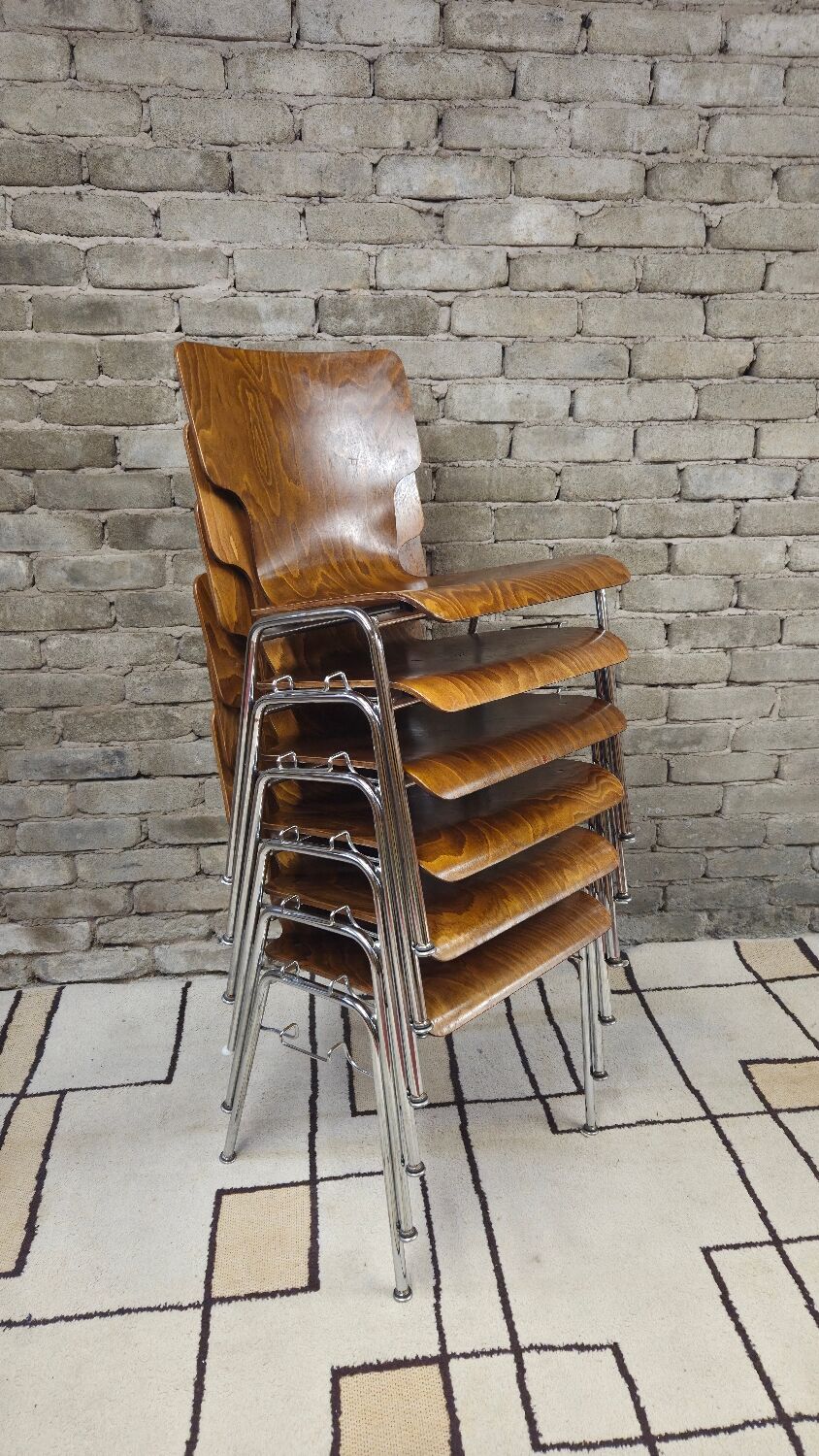 6 vintage Scandinavian chairs from the 1970s.