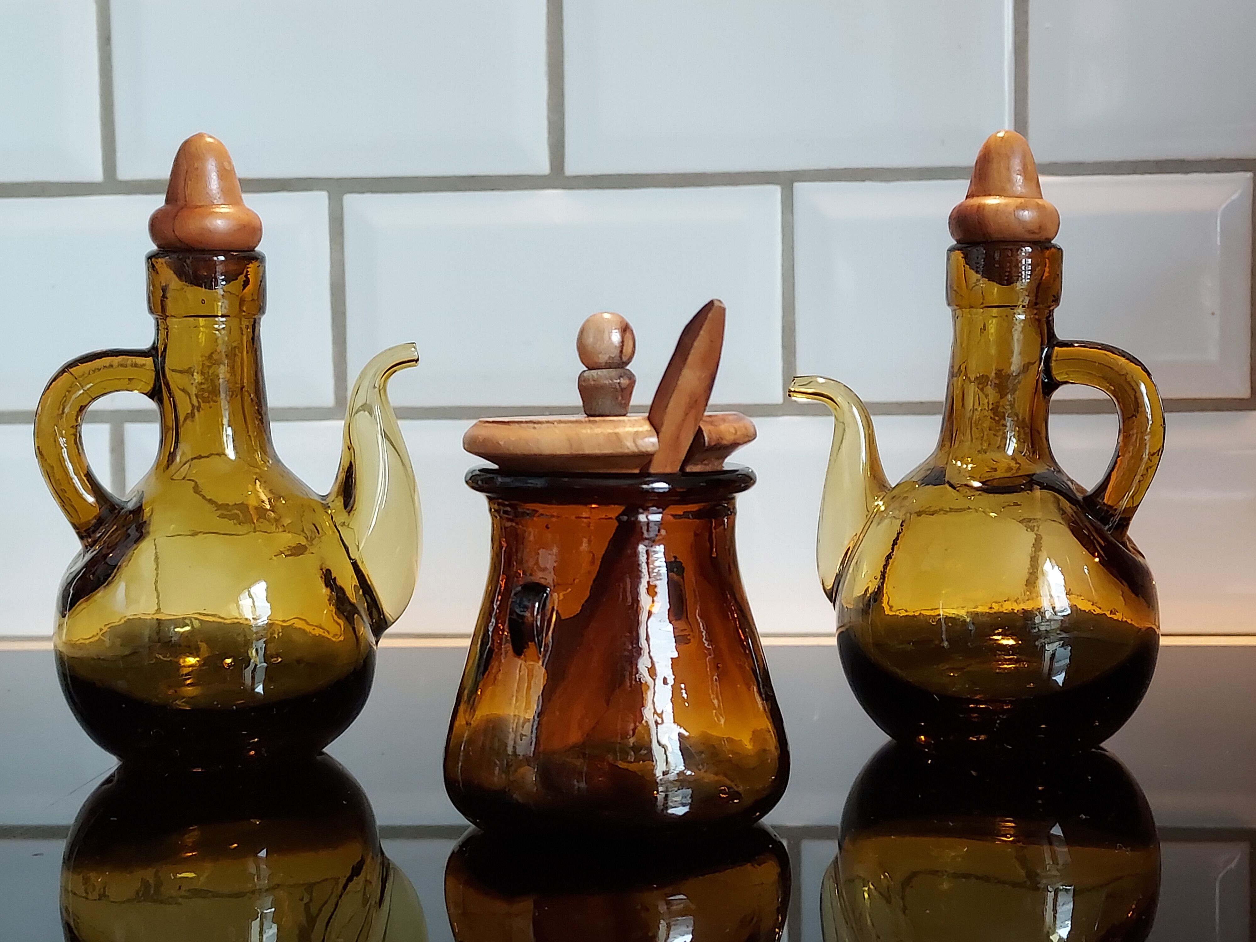 Oil and vinegar serving in amber glass