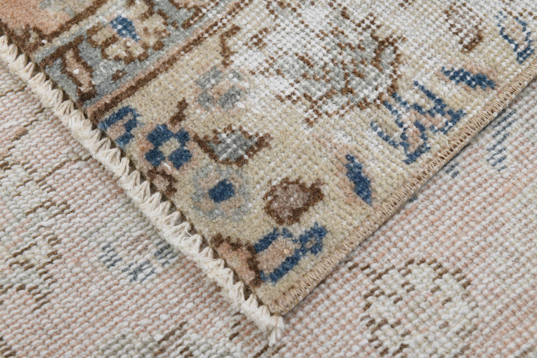 4x7 Tan Beige & Blue Floral Vintage Rug, 138x206Cm
