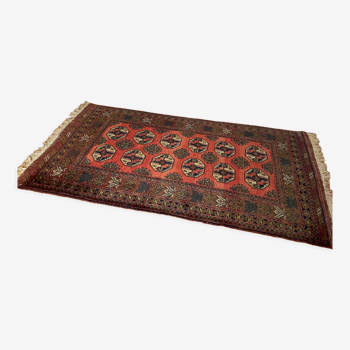 Hand-woven oriental wool carpets