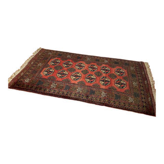 Hand-woven oriental wool carpets