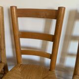 Ensemble de quatre chaises paillées