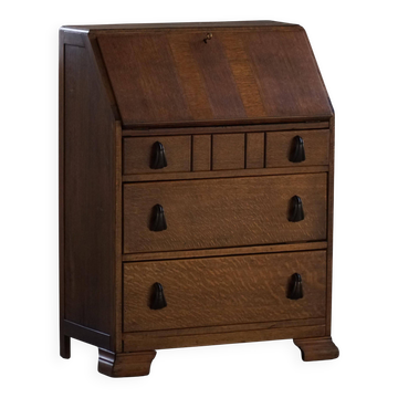 Bureau / Commode en chêne danois moderne du début du XXe siècle avec poignées en coquillage
