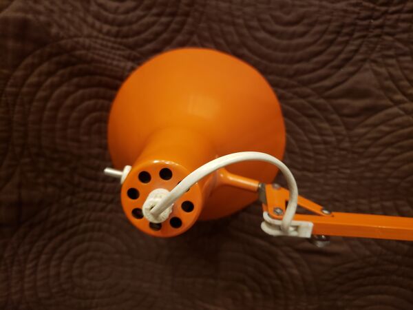 Lampe ''Luxo'' original orange vintage