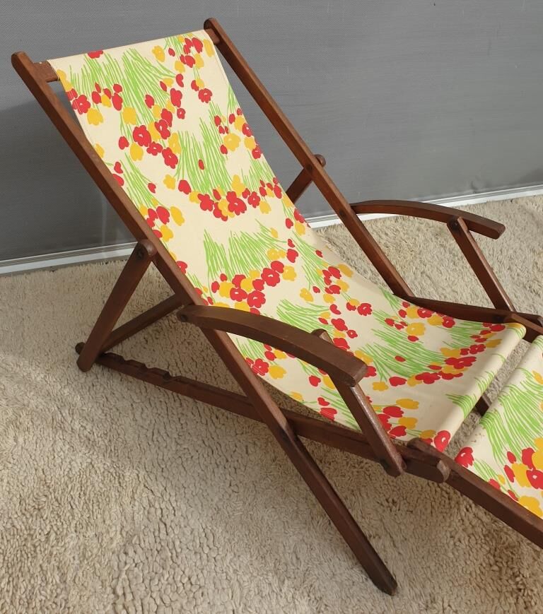 Chilean duo vintage wooden deckchairs with footrest