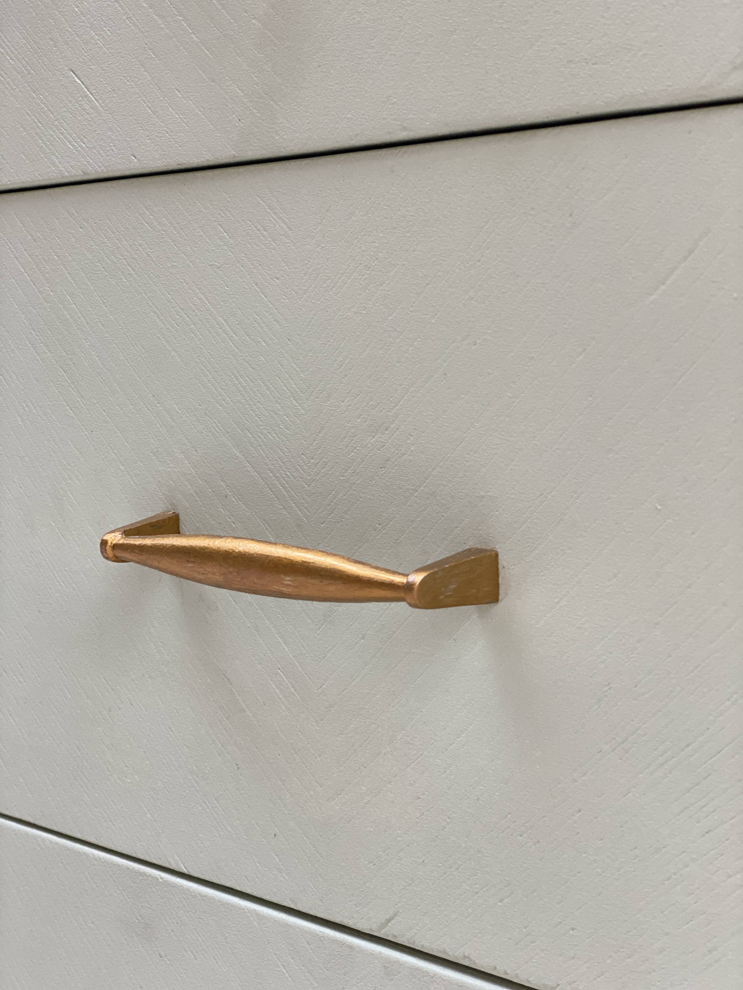 Compass foot chest of drawers