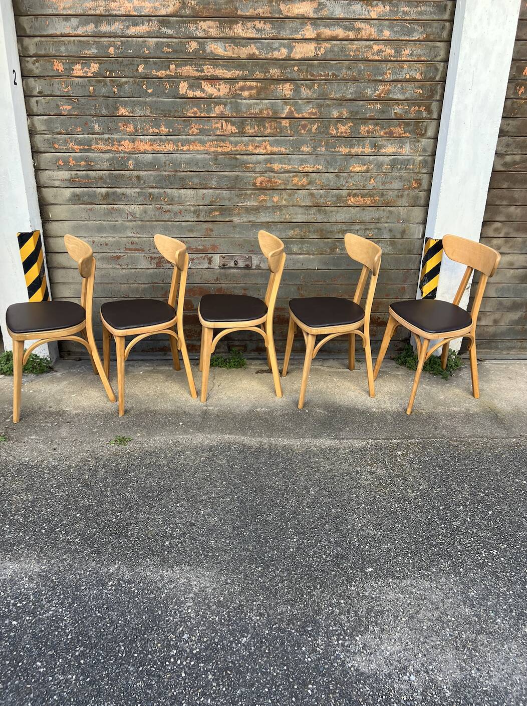 (Lot) 5 chaises modèle Banane estampillées Lutherma (Restaurées)