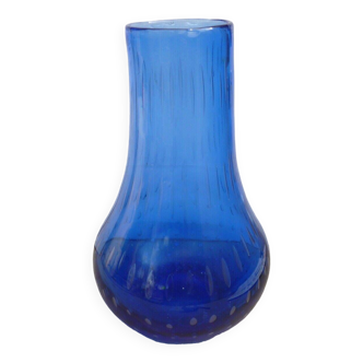 Vase bleu bullé .