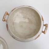 Porcelain soup tureen with heron and bamboo decor