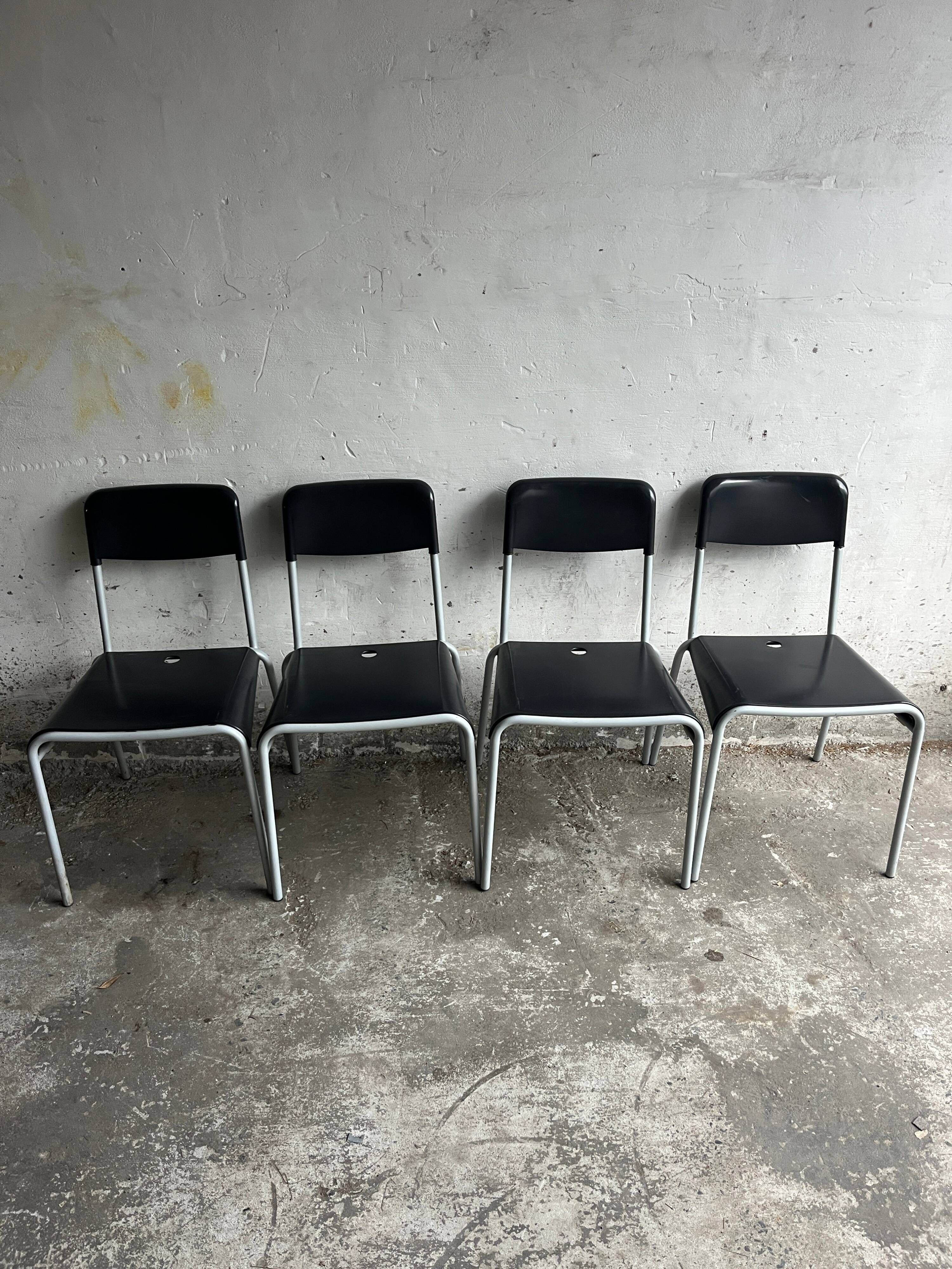Set of 4 Calligaris dining chairs, Italy, 1990s.