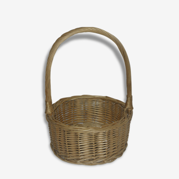 Panier rond , corbeille en rotin