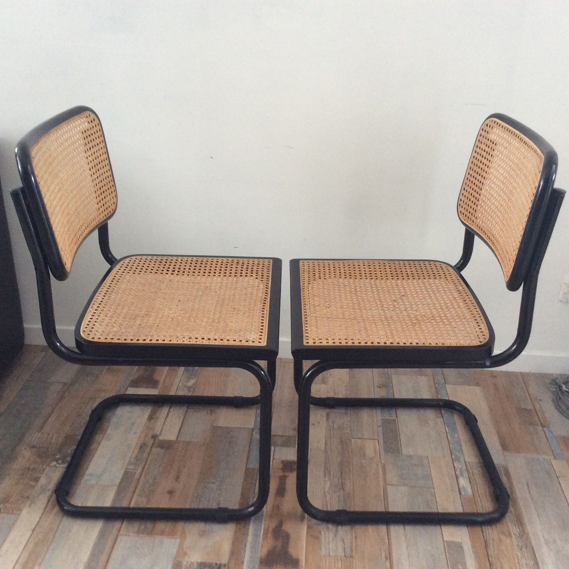 Pair of chairs Marcel Breuer Cesca S32