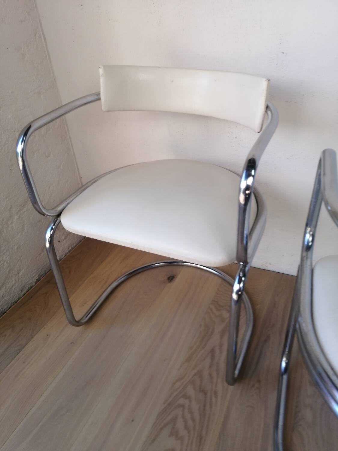 Pair of vintage canteliver armchairs from Zug, Victoria, Switzerland.