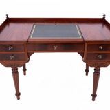 Bureau ancien, Europe du Nord, vers 1870.