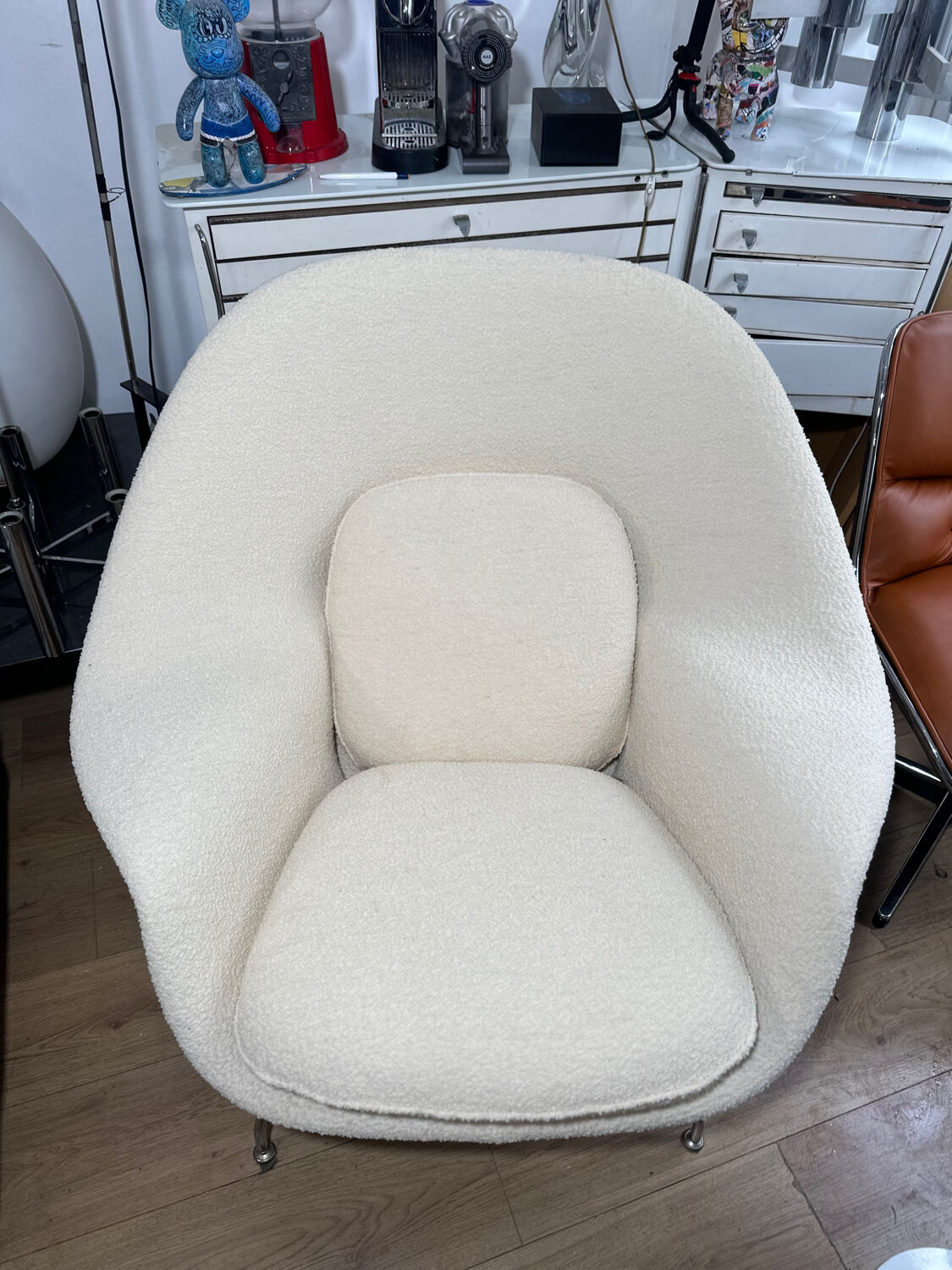 Womb Chair and Ottoman Eero Saarinen for Knoll