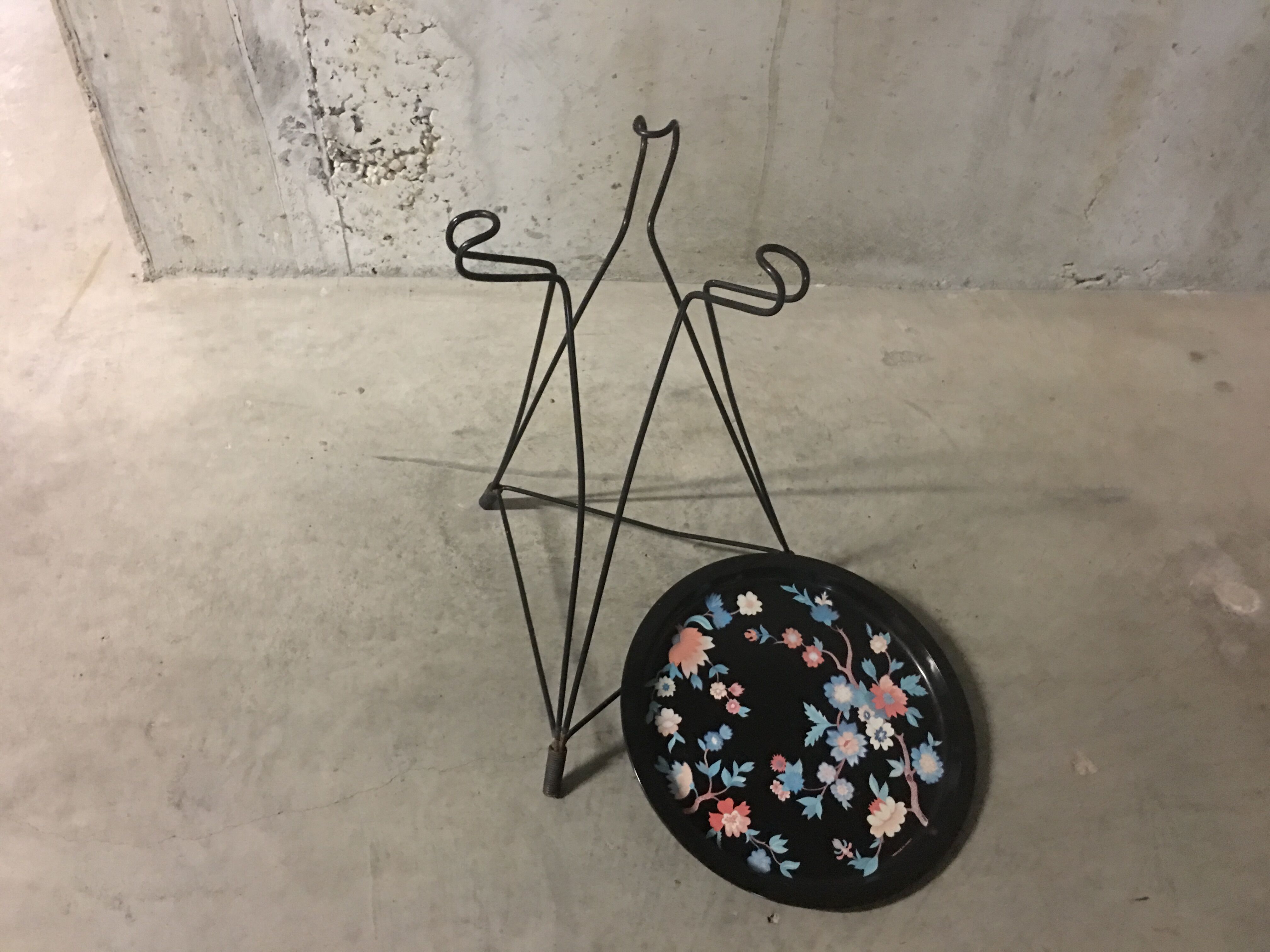 Tripod healing 1950s