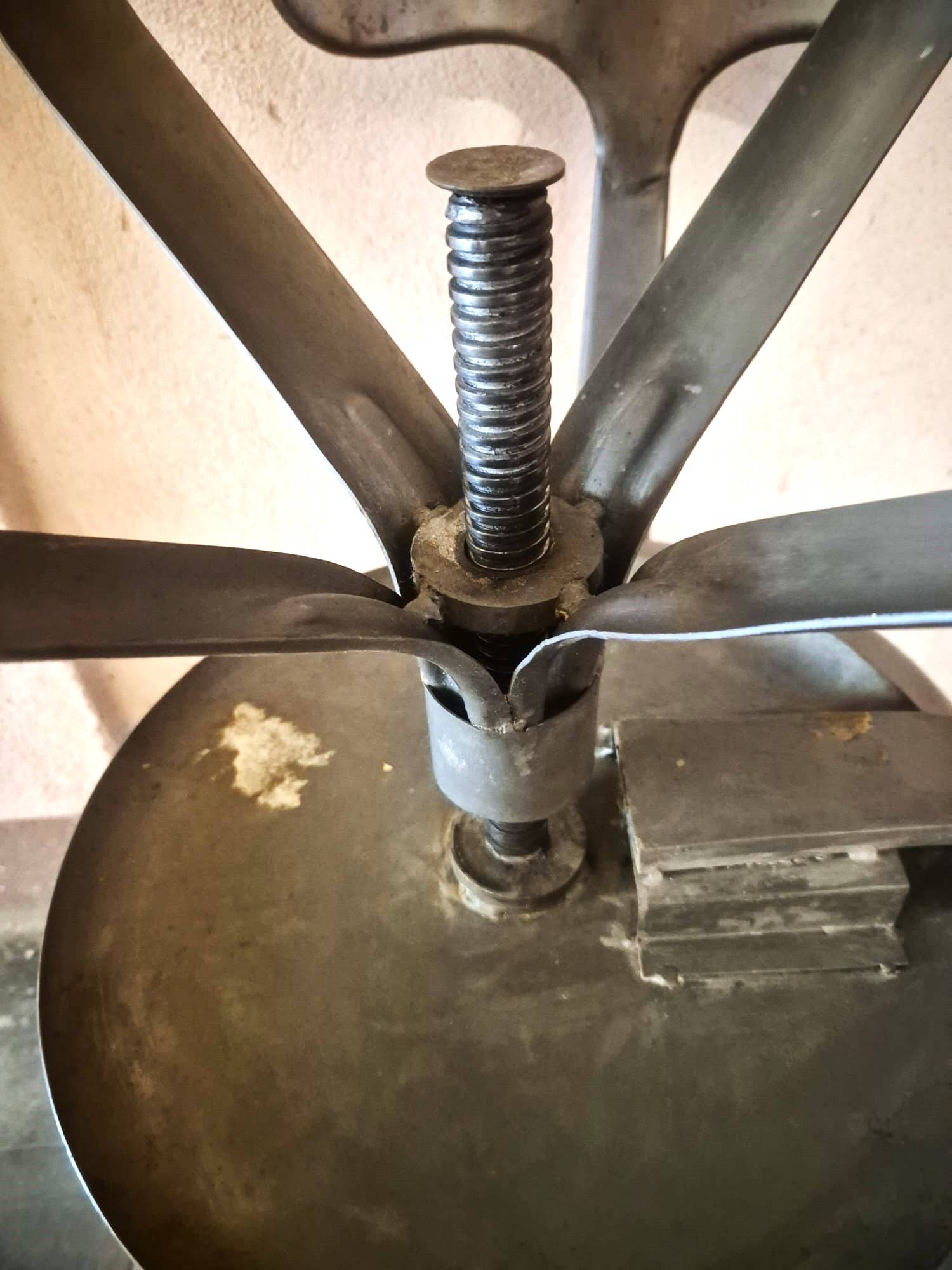 Vintage adjustable chairs/stools, Edition Nicolle, around 1960.