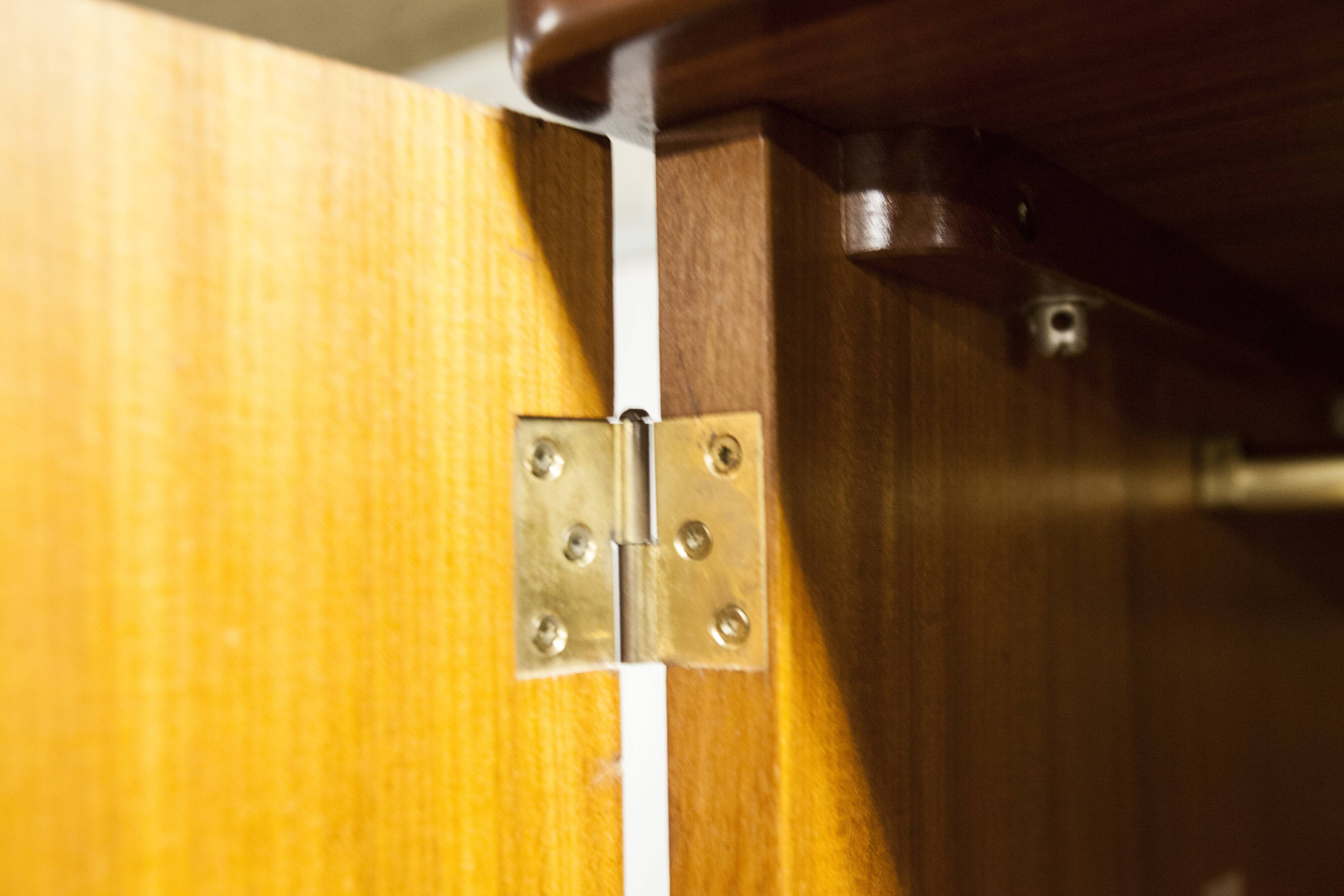 Scandinavian wardrobe 1960 teak 4 doors, 3 drawers, 2keys