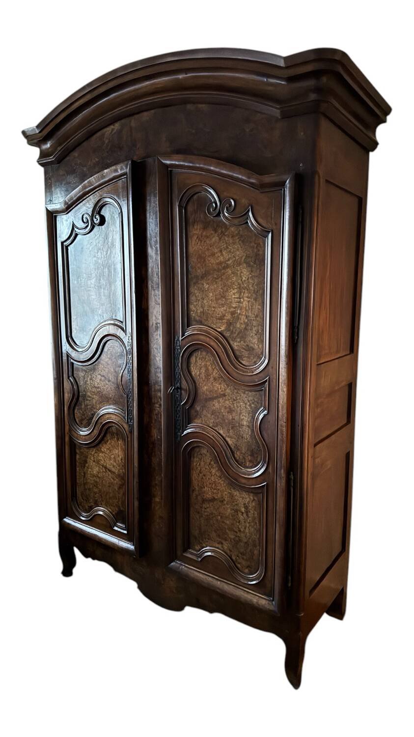 Louis XV Bressane Armoire in Walnut 18's