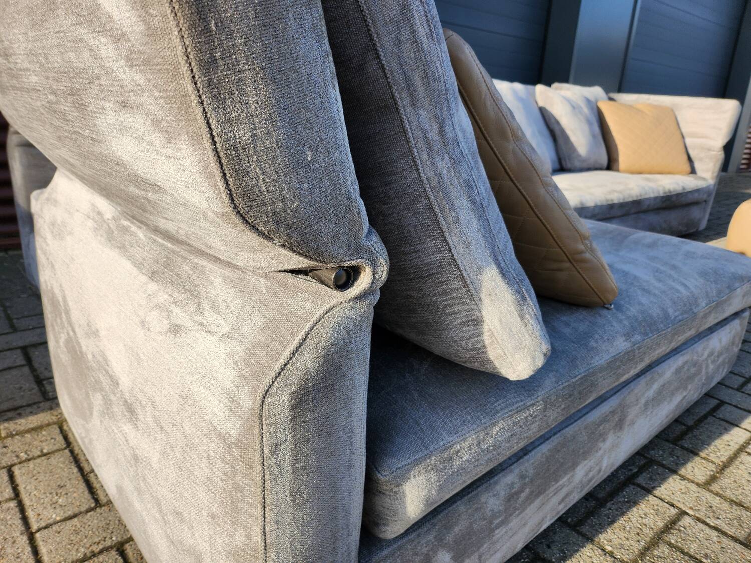 Minotti Collar sofa by Rodolfo Dordoni