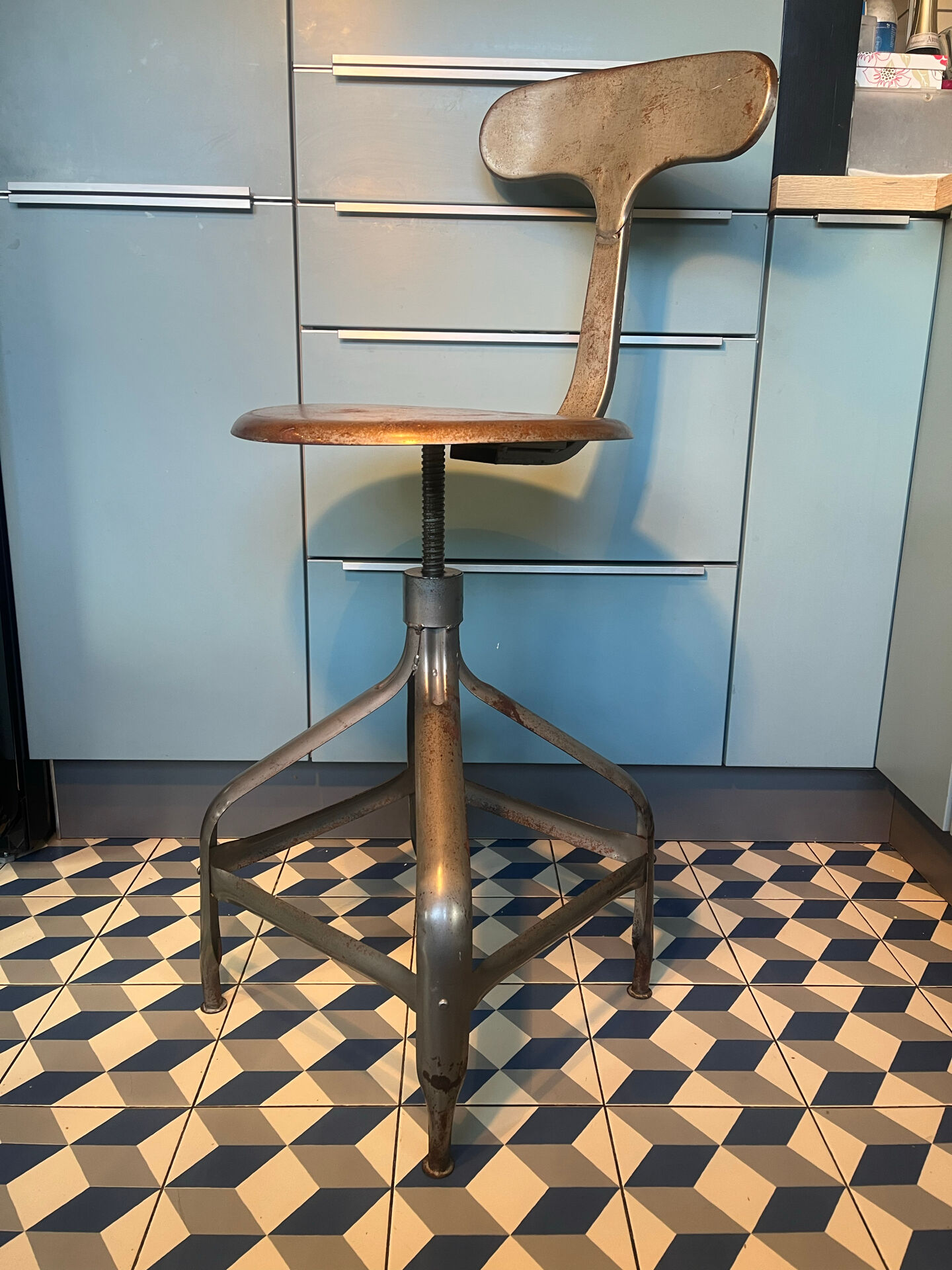 Chaise Nicolle queue de baleine