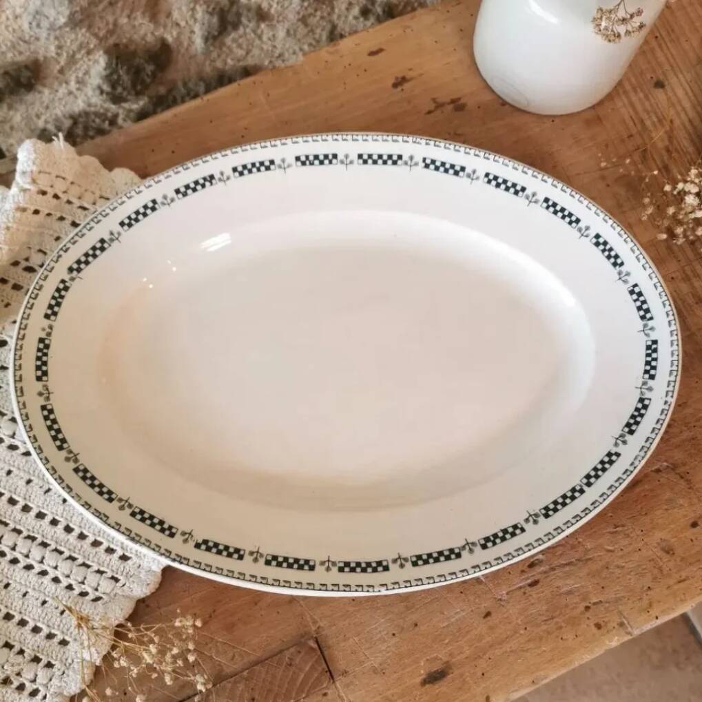 Antique dish, Terre de Fer, Sofia model