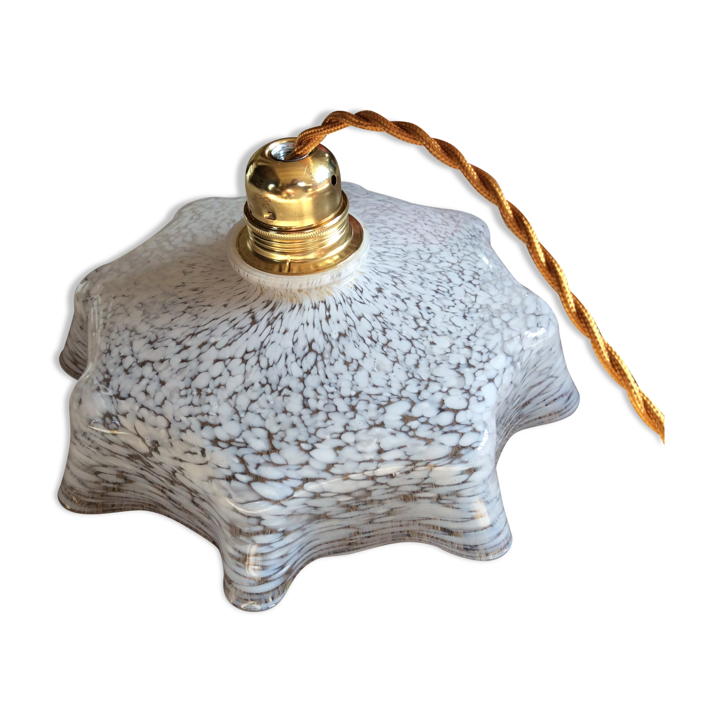 Clichy glass suspension