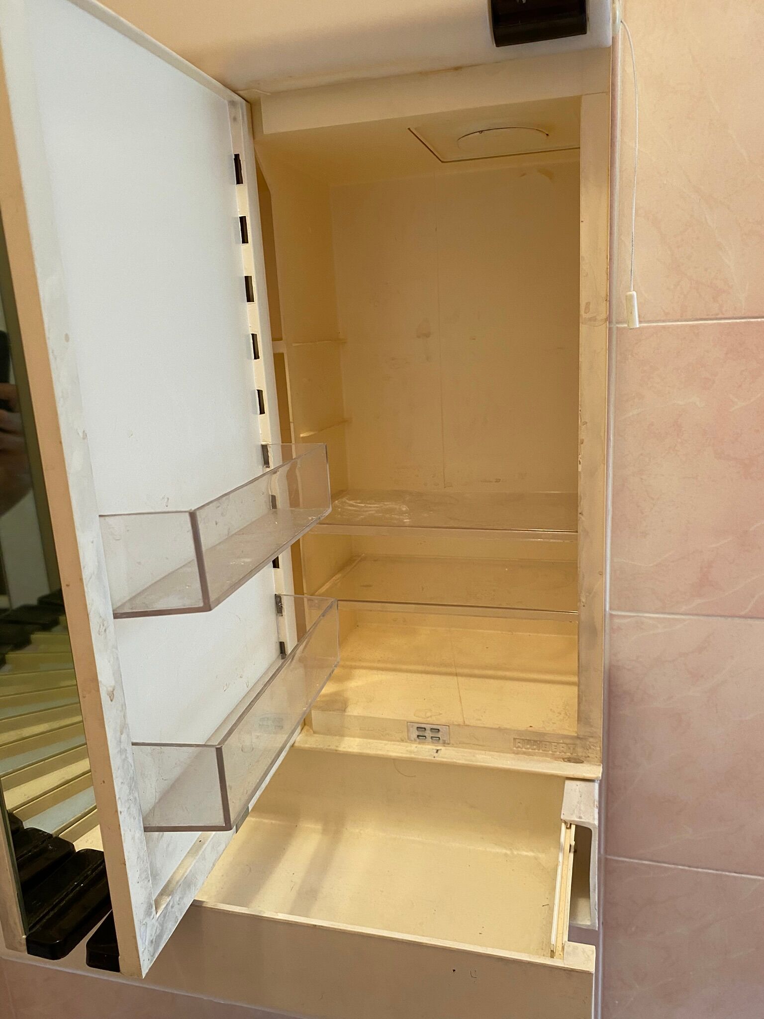 Allibert vintage toilet cabinet three mirror doors, two drawers, lamp