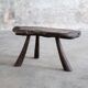 Tavolino scultoreo brutalista con sgabelli, anni '70, set di 3