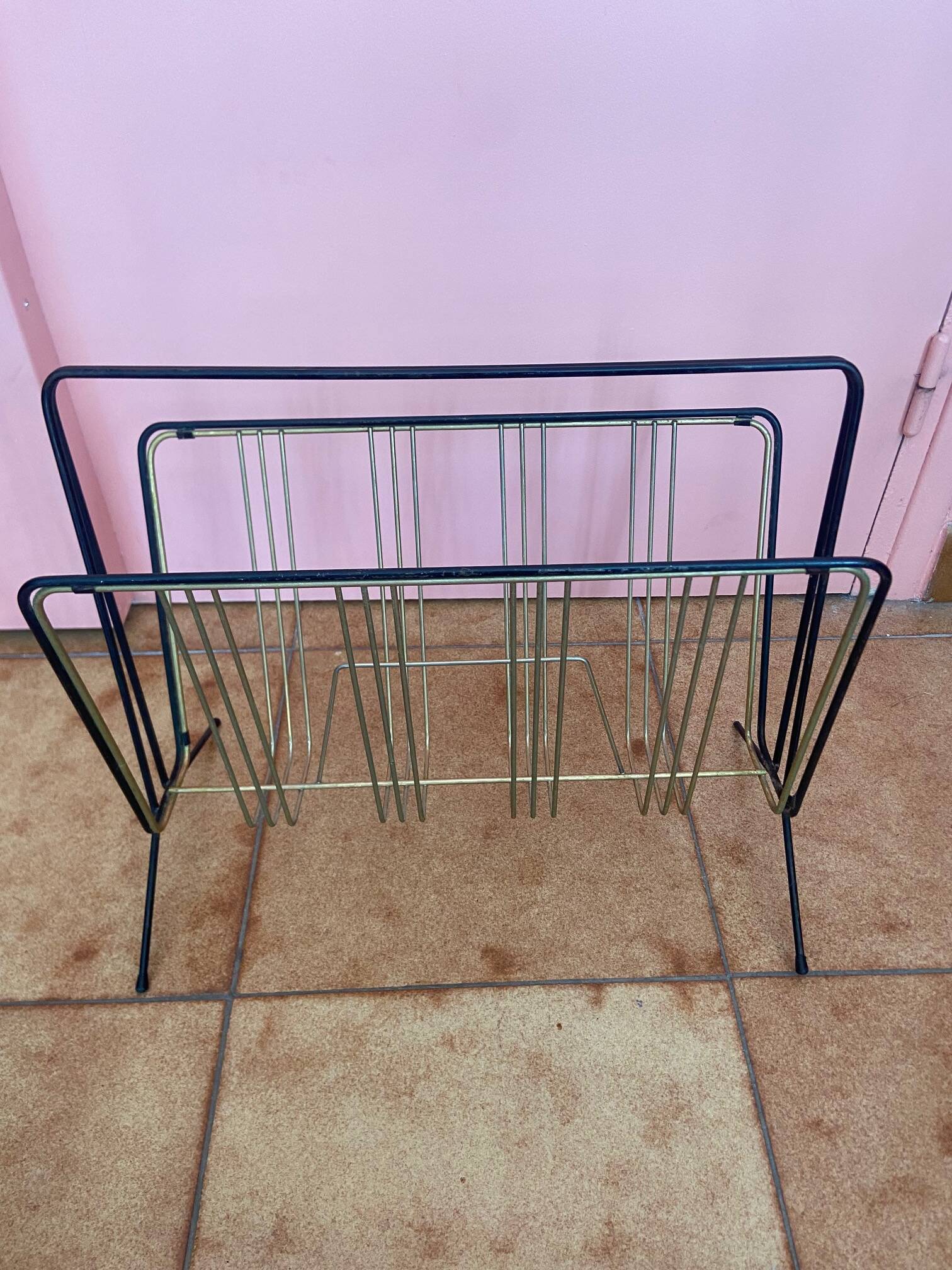 Vintage magazine rack from the 1960s