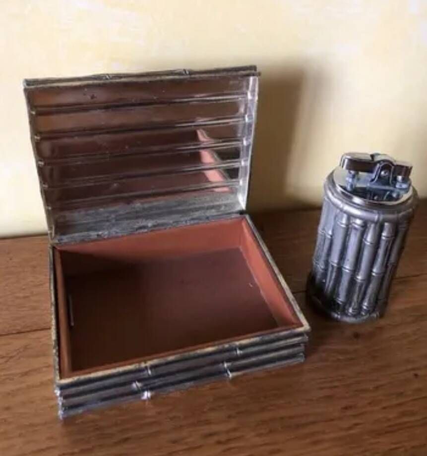 Silver bamboo box with lighter