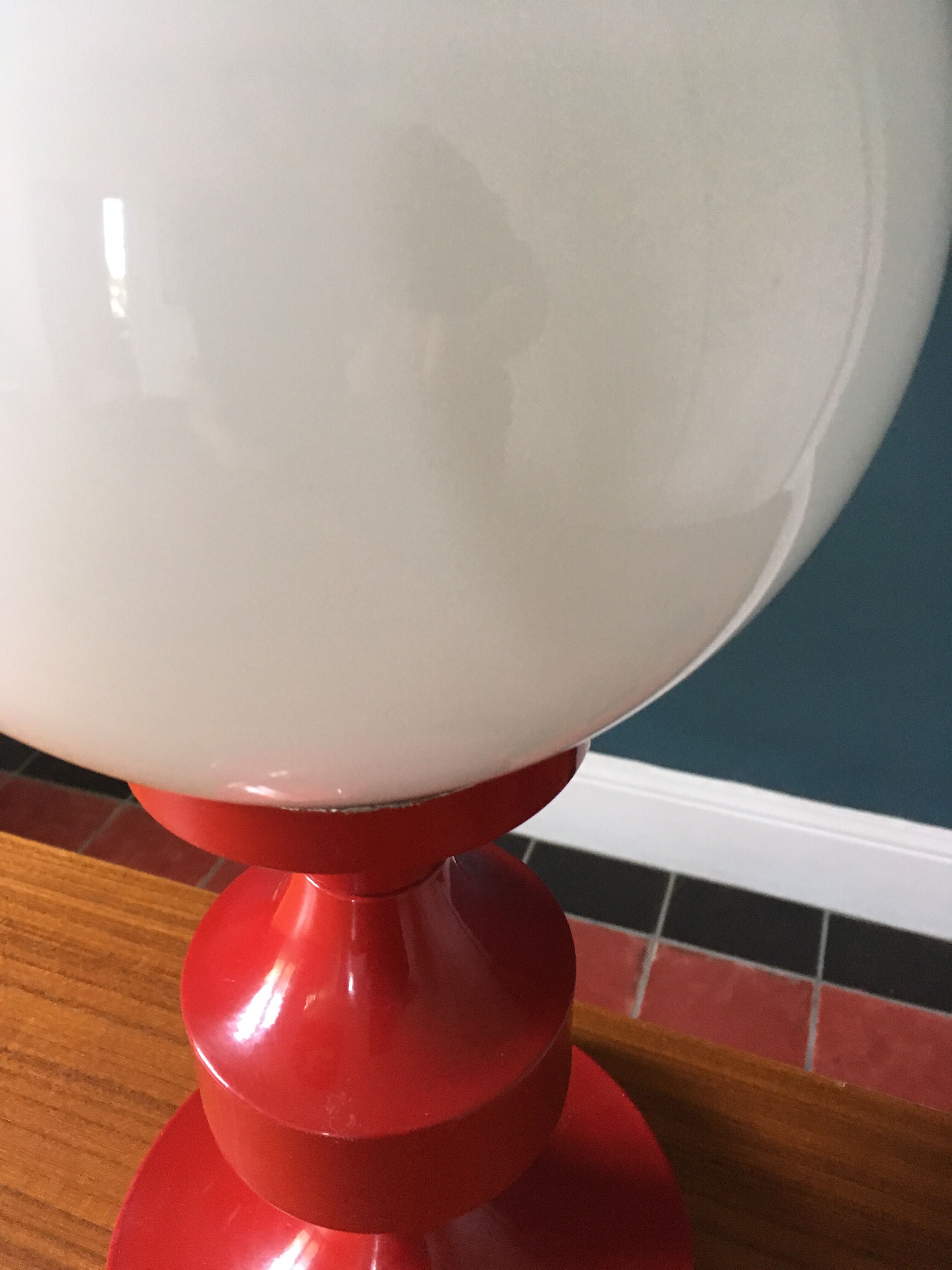 Ball vintage painted metal table lamp
