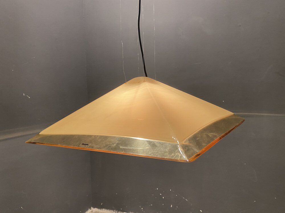 Suspensions en acrylique D’iGuzzini