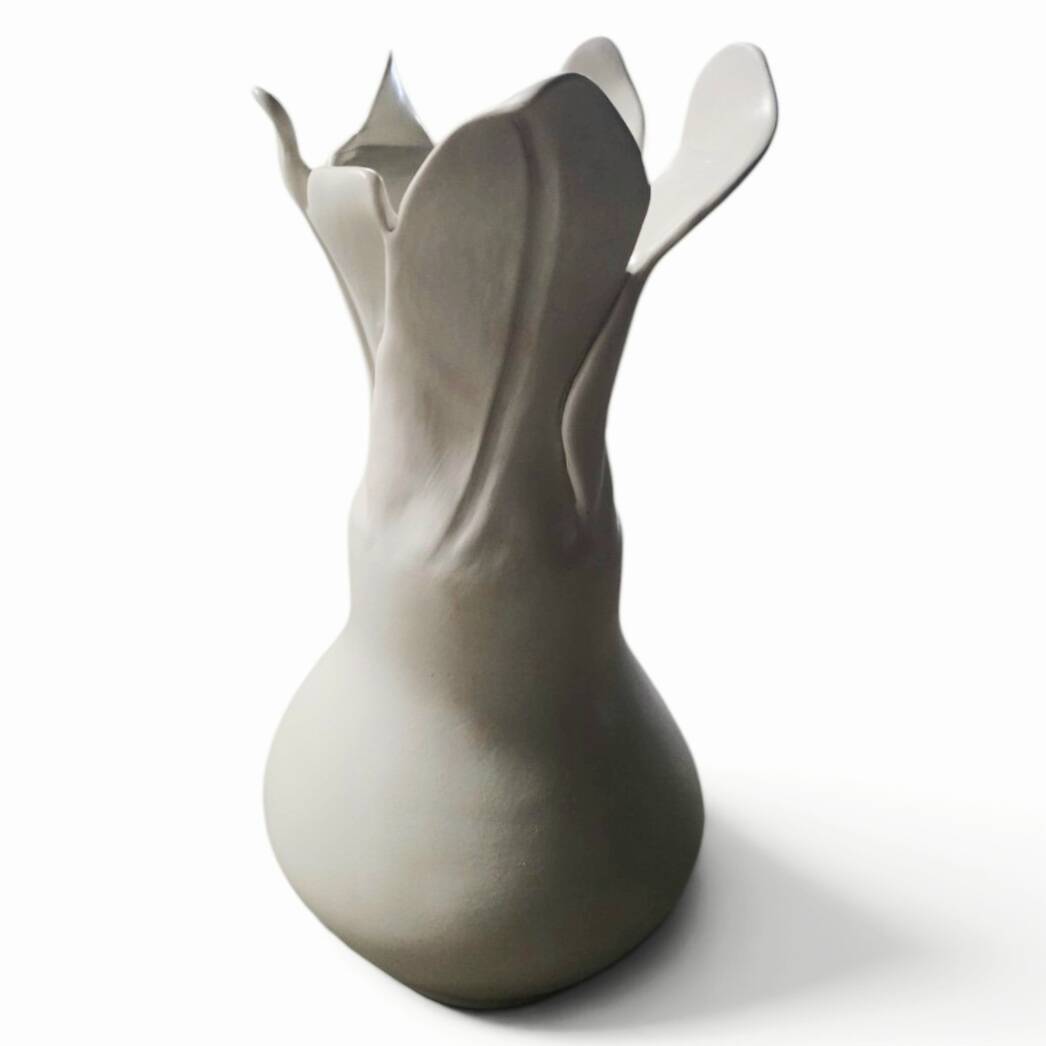 Anthropomorphic vase sculpture in grey ceramic - Signed "Nolli", 1990