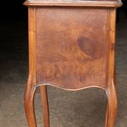Rare chevêt a.arbey (from the old walnut) from the beginning of the century in walnut.