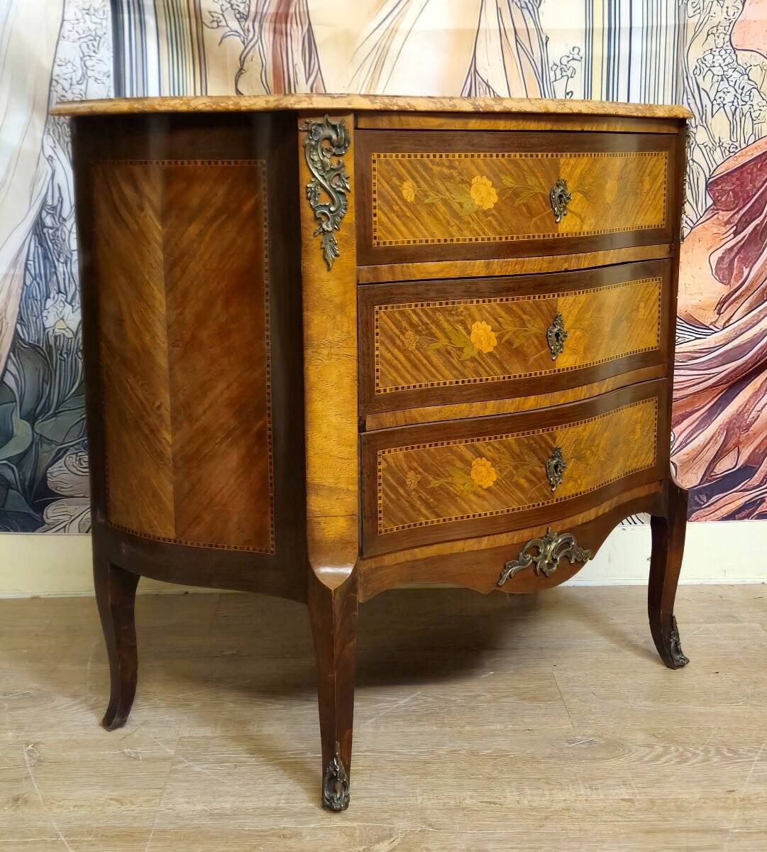Lady's curved commode in Louis XV style, inlaid with marble – 19th century