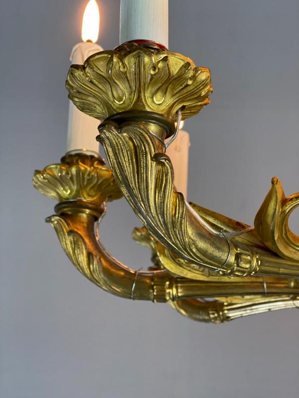 Golden bronze lustre 8 bras de lumière, france first half of the 19th century