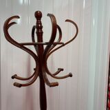 Parrot coat holder