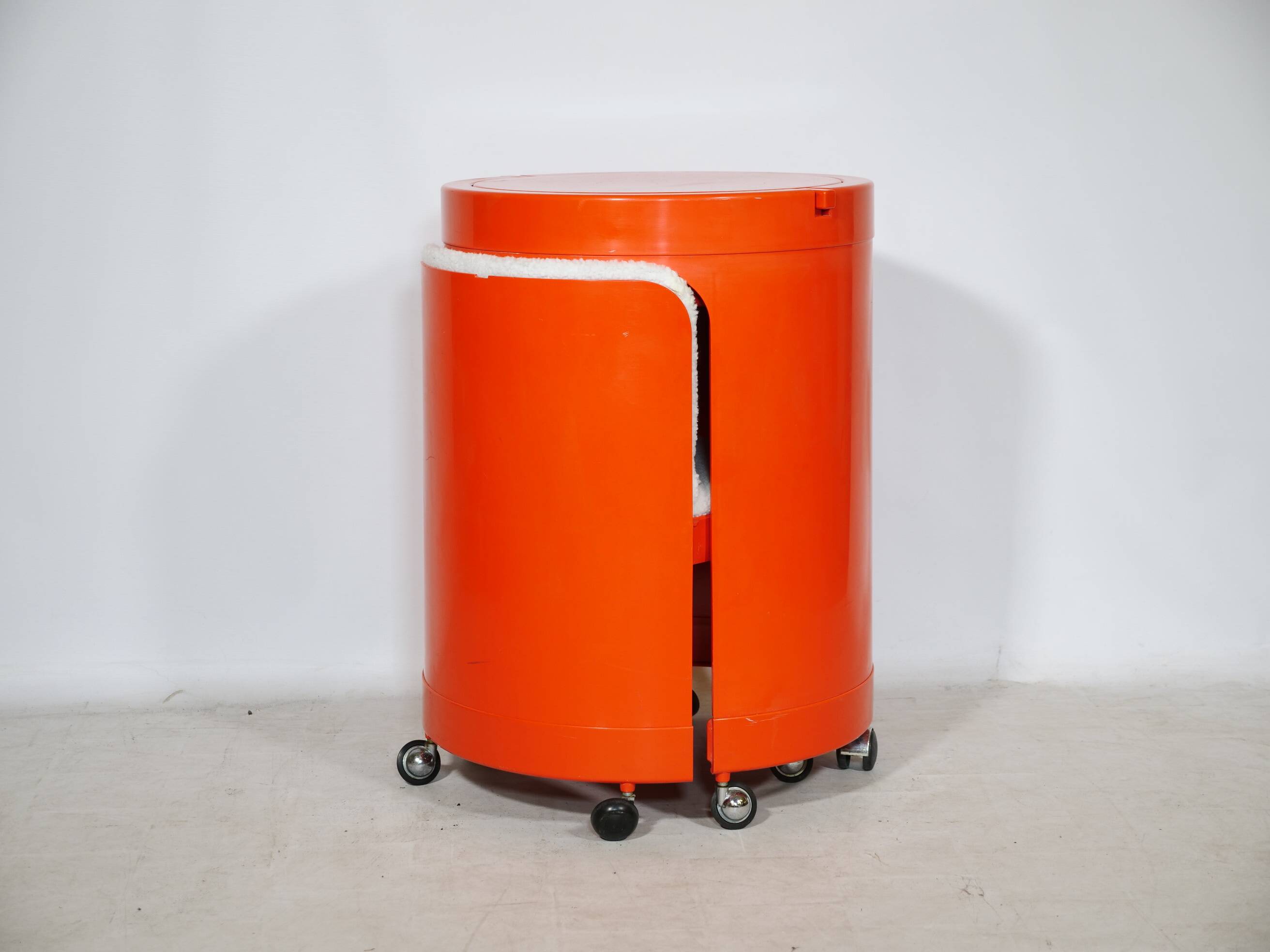 Vanity Table in Plastic by Studio Kastilia for Fanini Fain S.P.A., 1970s